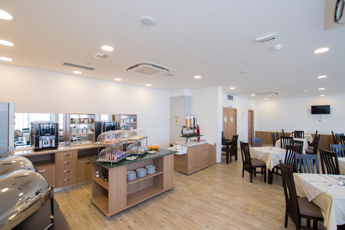 Hotel-Villa-Paradiso-2-Restaurant-18