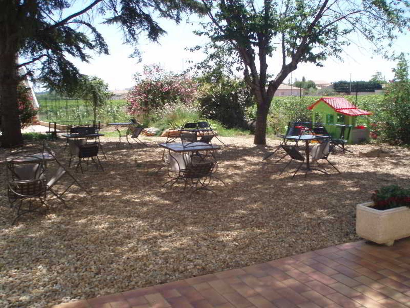 INTER-HOTEL MPL Ouest Hôtellerie de Balajan - France - VIC LA GARDIOLE - General view - 2