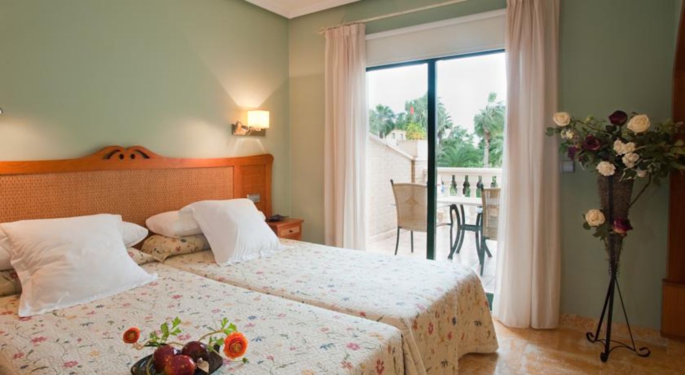 La Laguna Spa & Golf