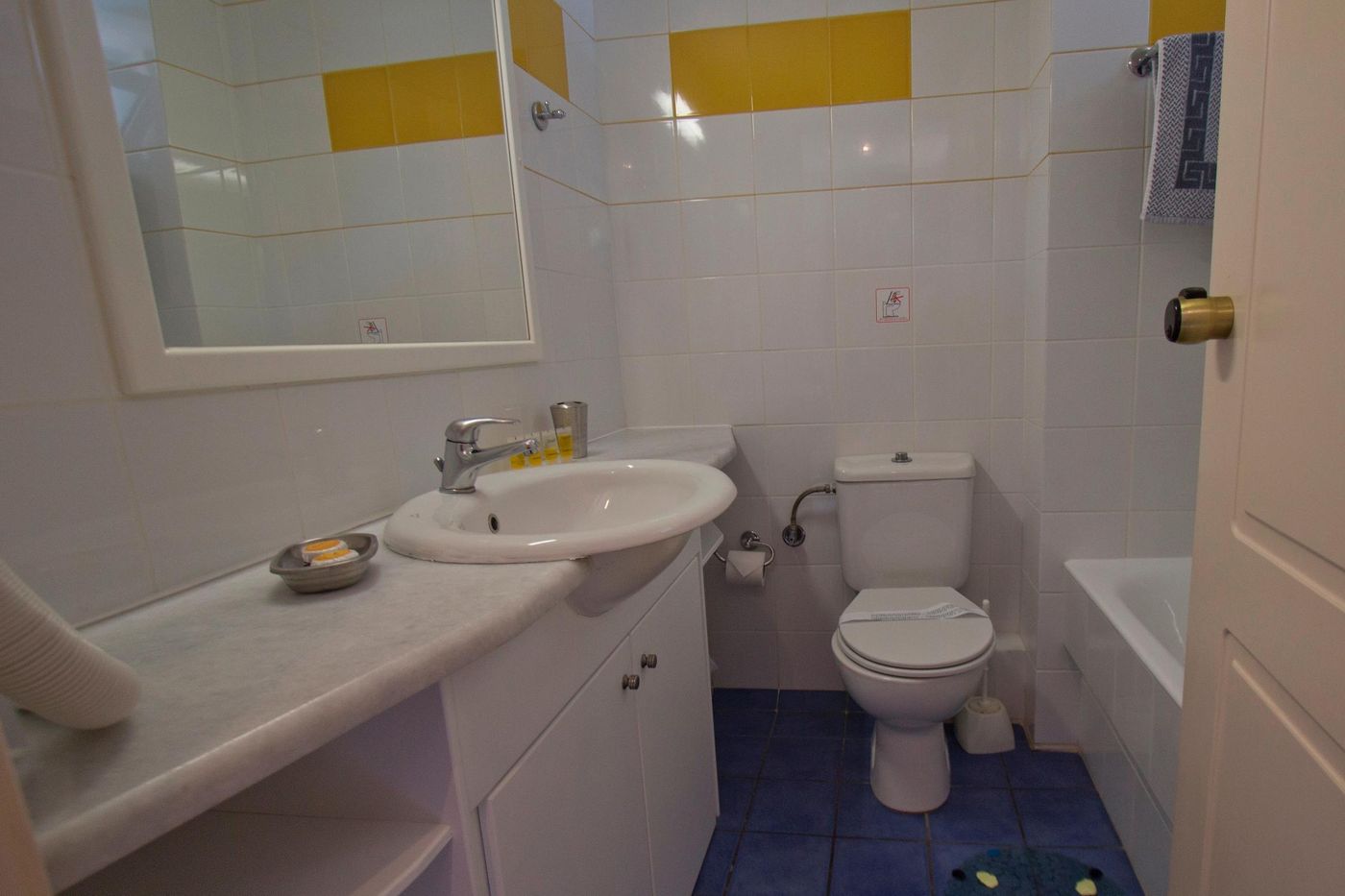 Pegasus-Hotel-Room-24