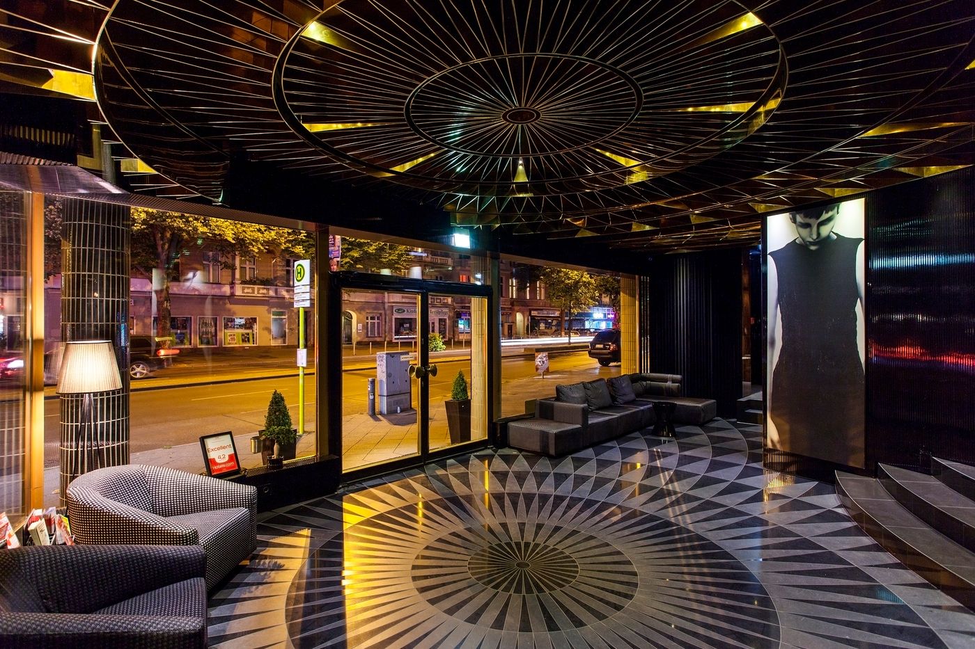 Quentin-Boutique-Hotel-Lobby-20