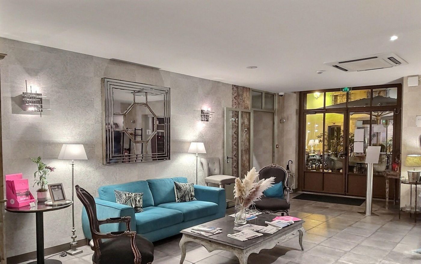 Hôtel des Basses Pyrénées-France-BAYONNE-Lobby-7