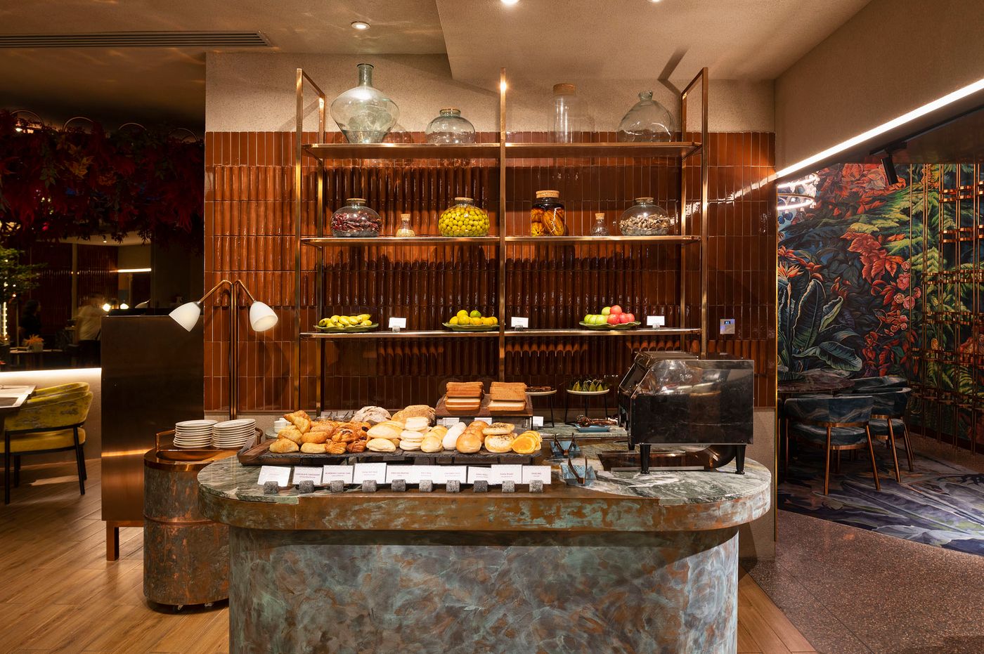 VALIA-Hotel-Bangkok-Sukhumvit-Restaurant-17