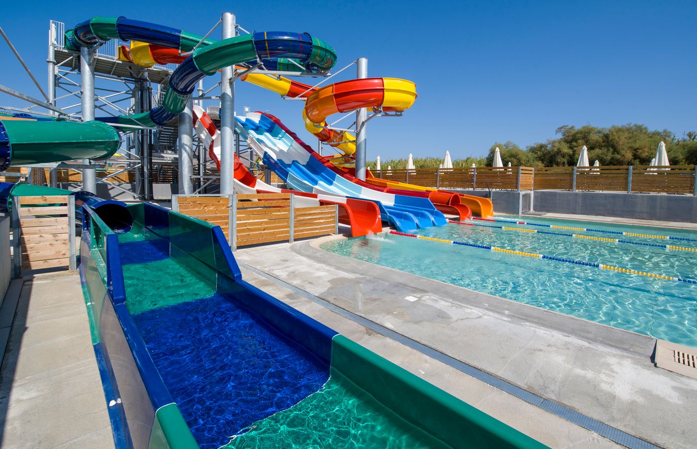 Selini-Suites-Sports-and-Entertainment-14