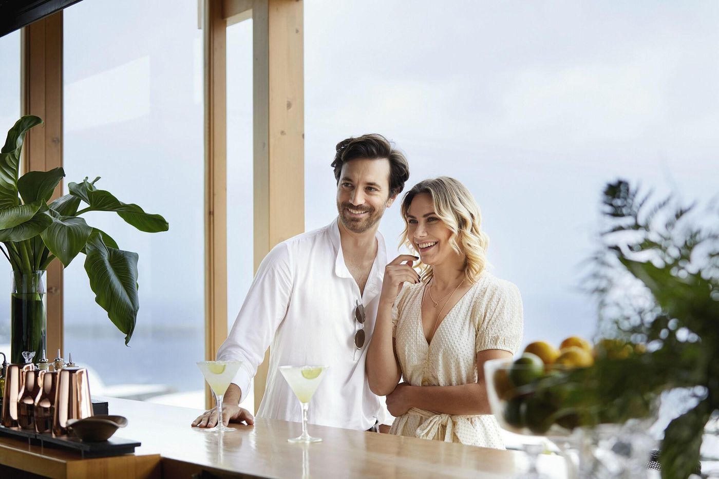 Santo-Maris-Oia--Luxury-Suites---Spa-Bar-61