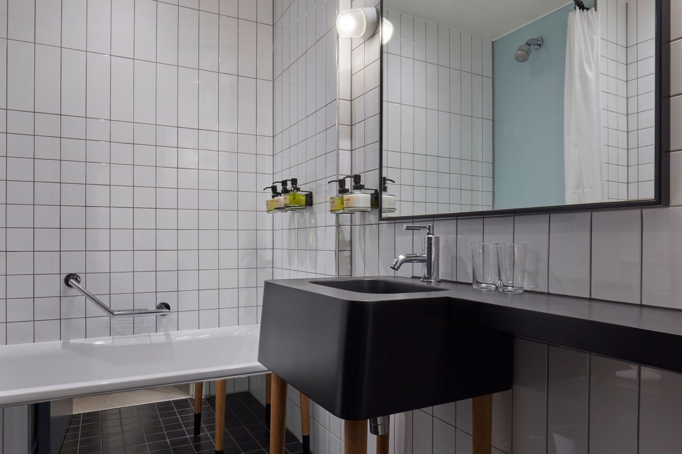 ONE HUNDRED SHOREDITCH - United Kingdom - LONDON - Room - 8