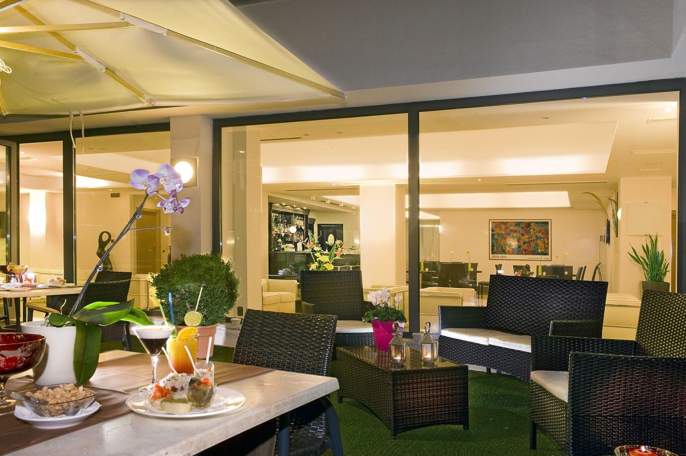 Cardinal-Hotel-St-Peter-Rome-Bar-6