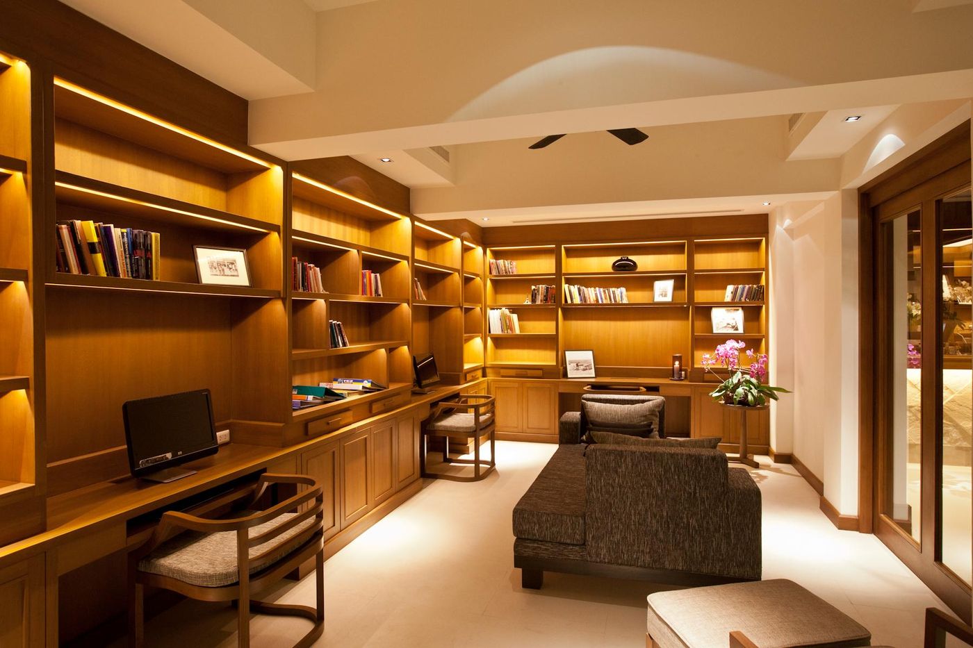 Woodlands Hotel and Resort-Thailand-PATTAYA-Lobby-5