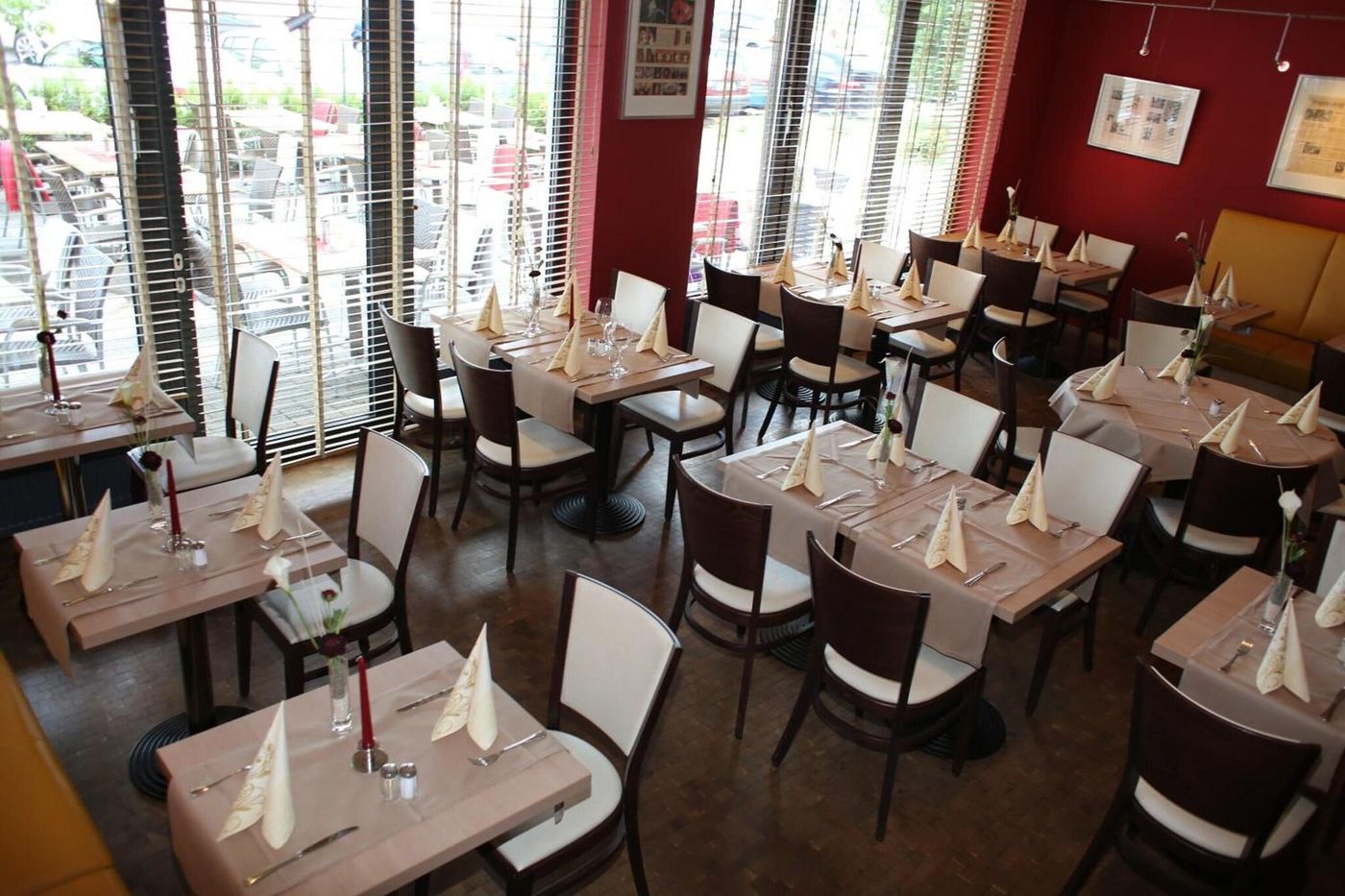 Ascot-Bristol-Restaurant-13