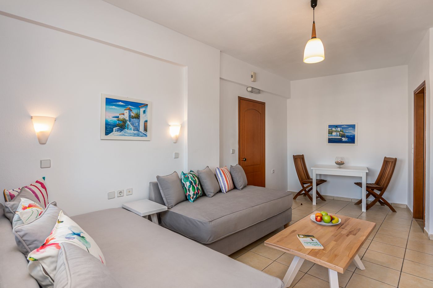 Nana-Angela-Apartments-Room-26