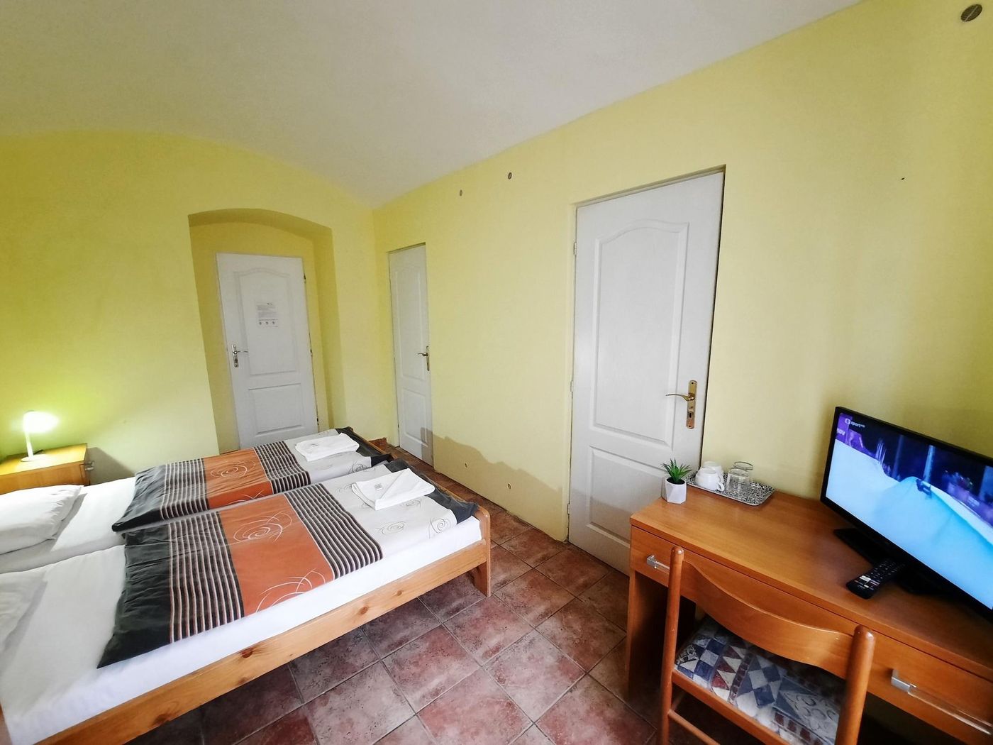 Pension-City-Center---L-Opera-Room-21