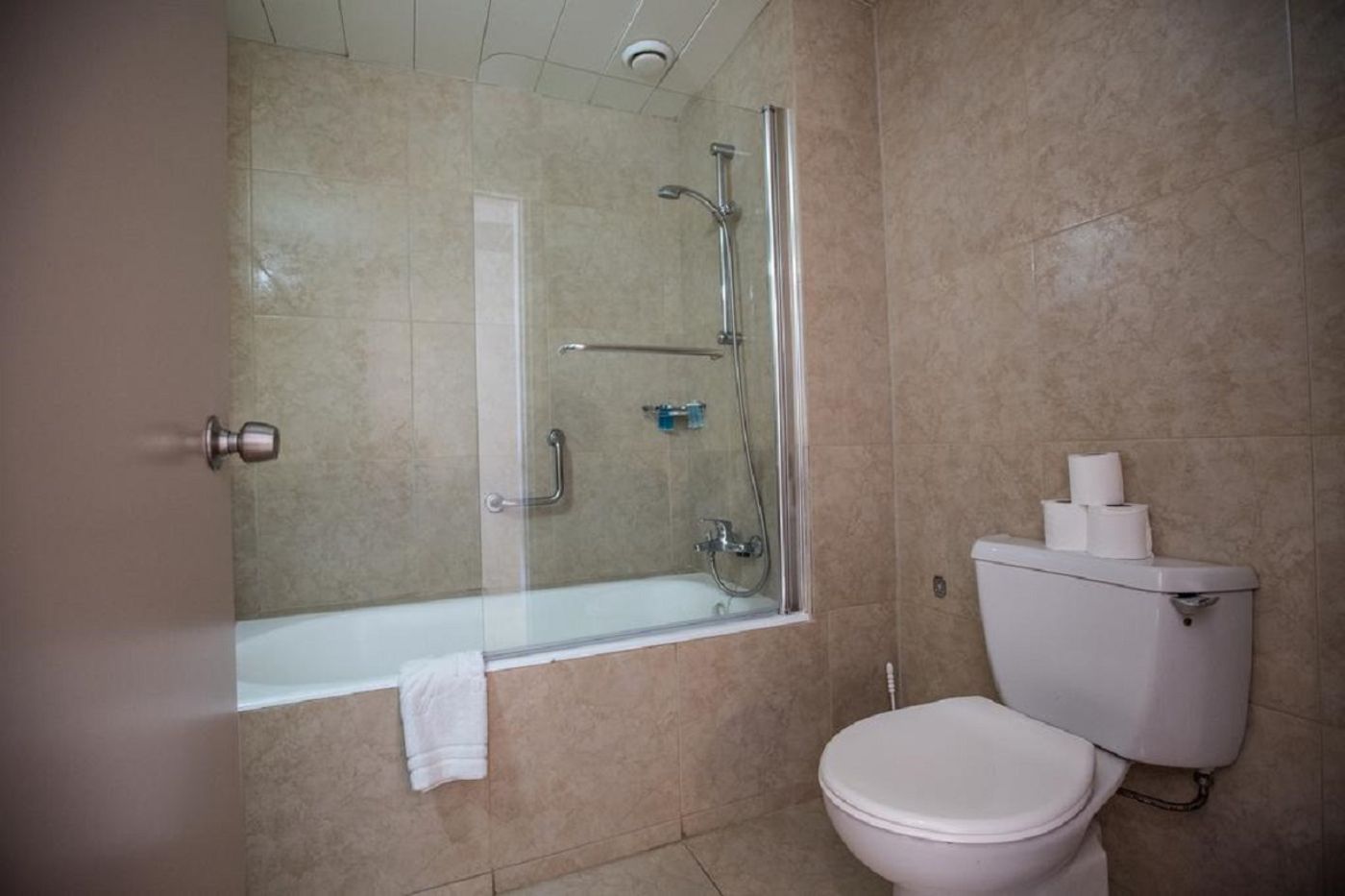 Tsokkos-Protaras-Beach-Hotel-Room-16