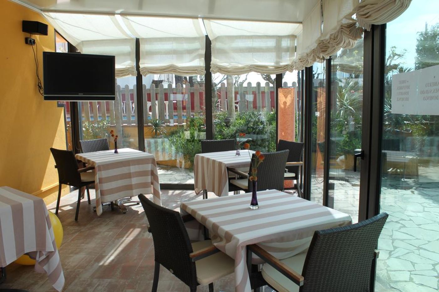 Picasso-Restaurant-13