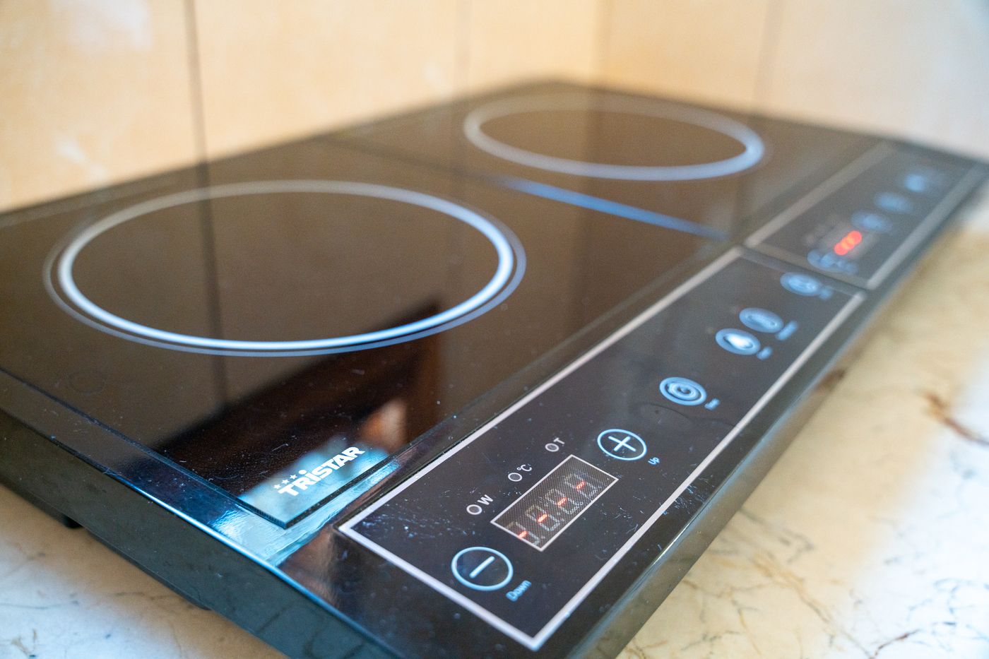 Tenerife-Ving-Room-28