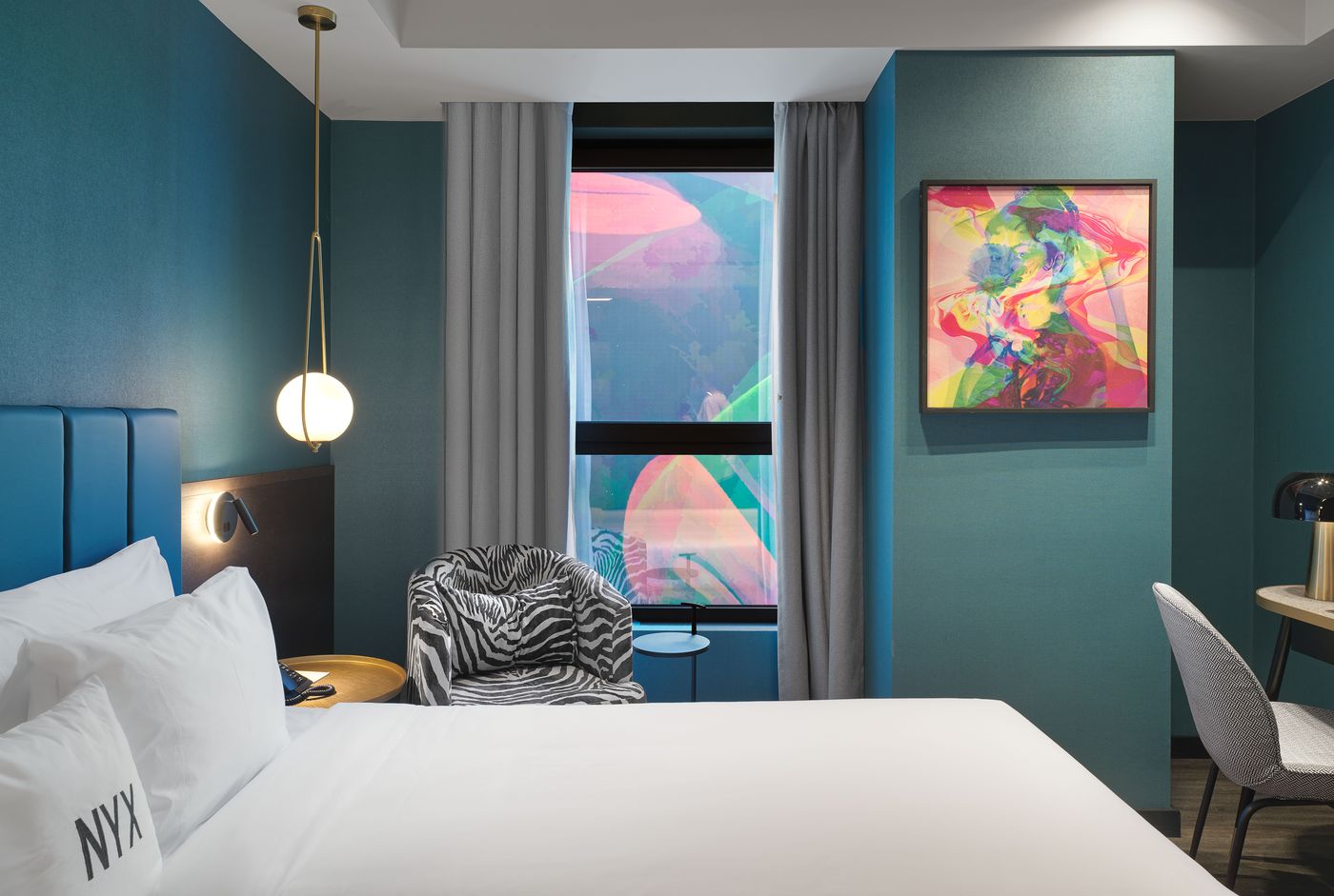 NYX-Esperia-Palace-Athens-by-Leonardo-Hotels-Room-58