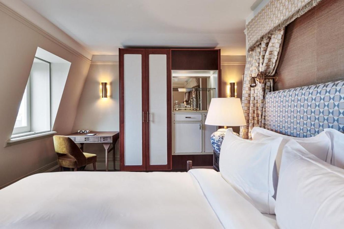 De-LEurope-Amsterdam-The-Leading-Hotels-of-the-World-Room-40