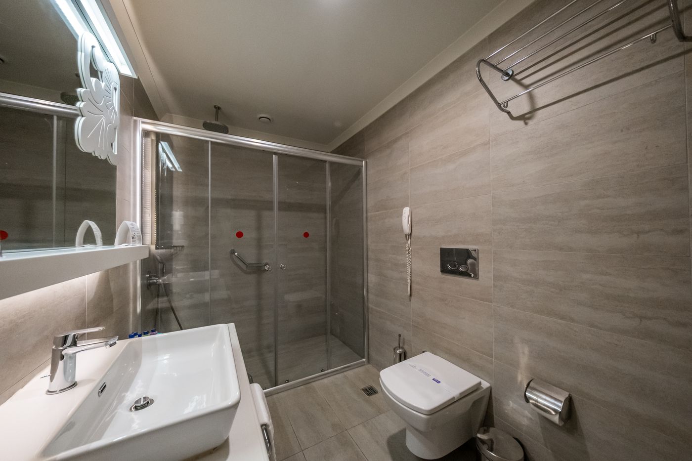 Laguna-Beach-Alya-Resort---Spa-Hotel-Room-16