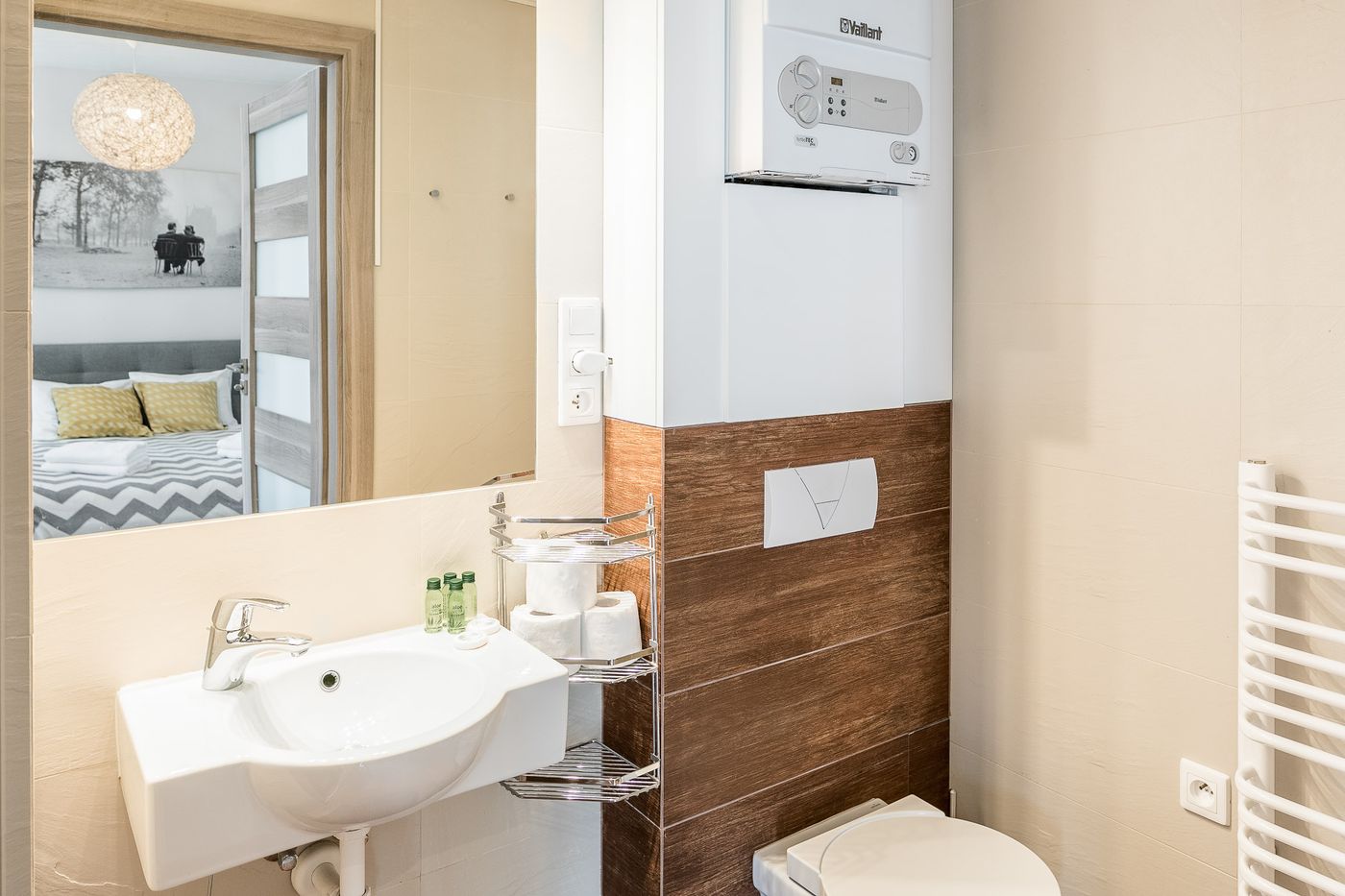 7-Koron-Apartments-Room-42