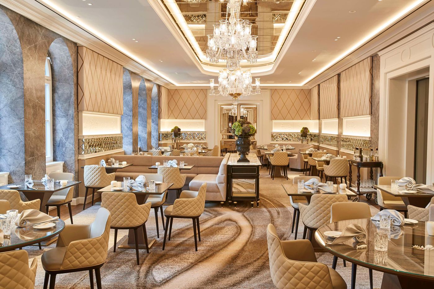 Hotel-Vier-Jahreszeiten-Kempinski-Munich-Restaurant-79