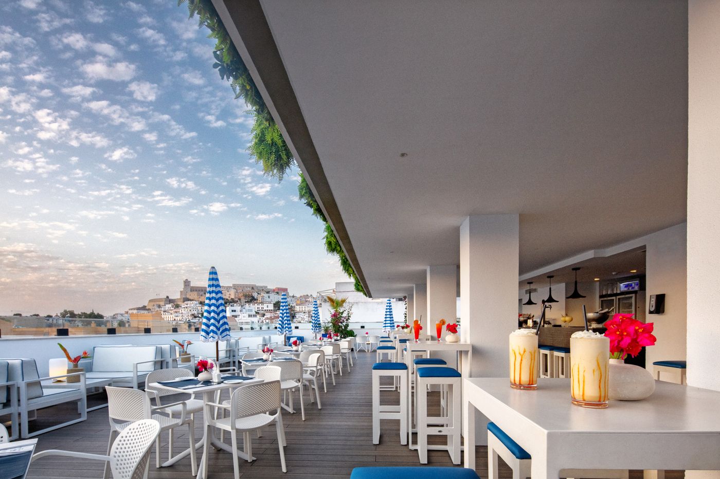 El-Puerto-Ibiza-Hotel---Spa-Terrace-14