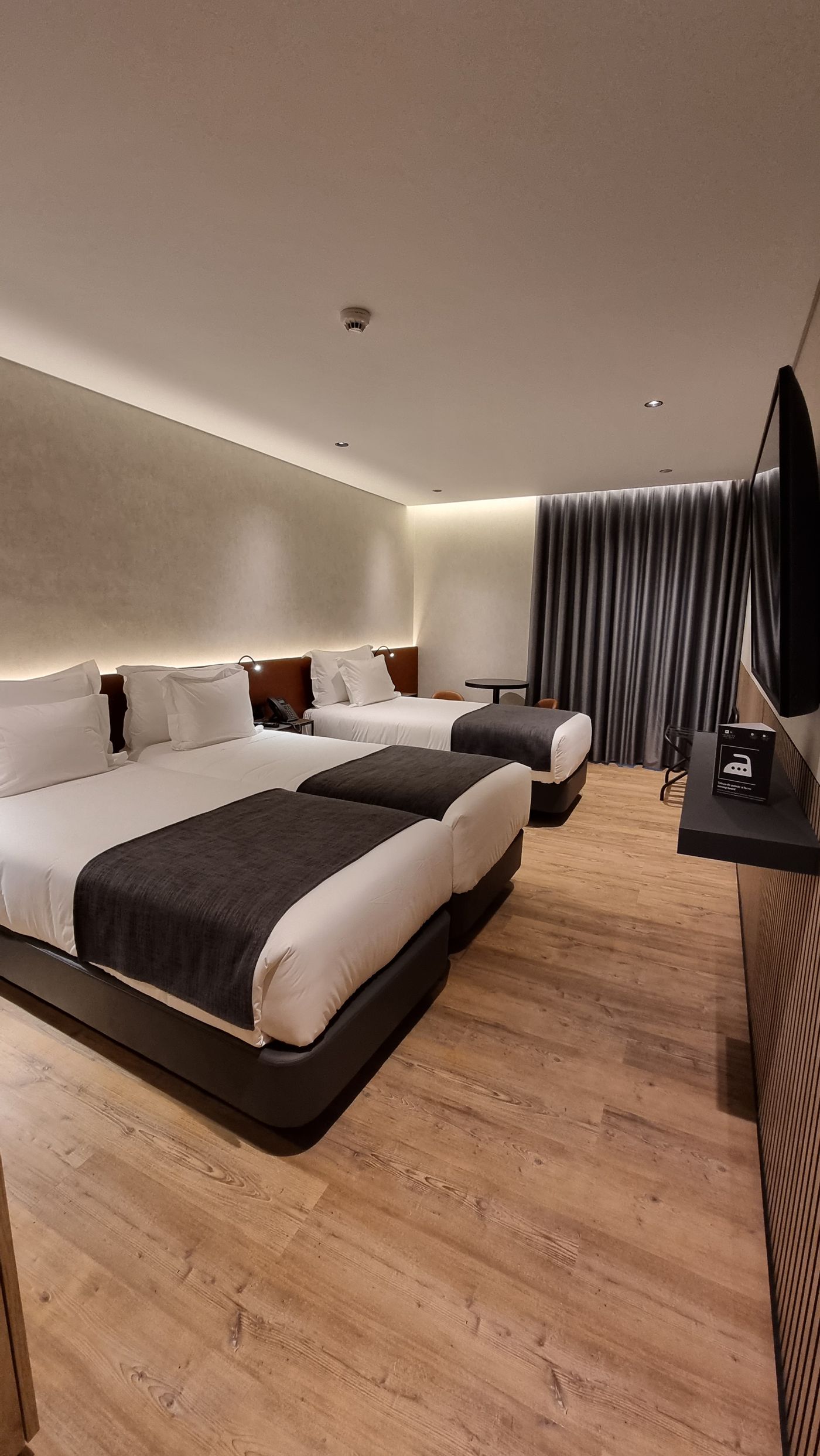 Principe-Avila-Room-13