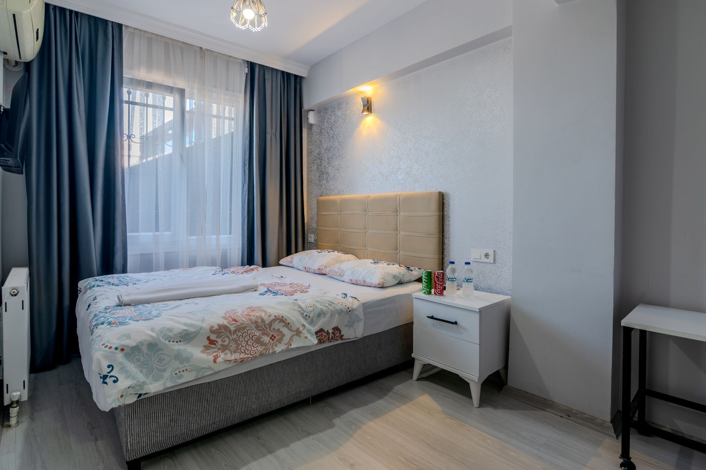 Airport-Black-Sea-Hotel---Restaurant-Room-16