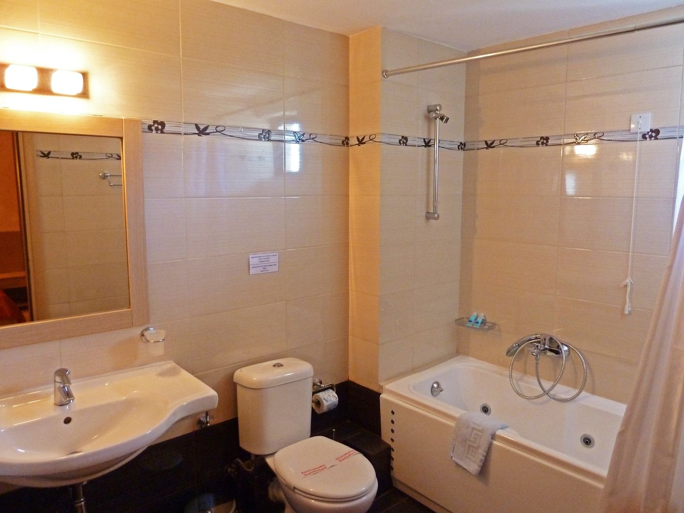 Eleana-Hotel-Room-34