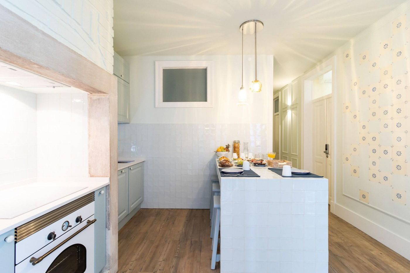 1898-Home---Suites-Restaurant-36