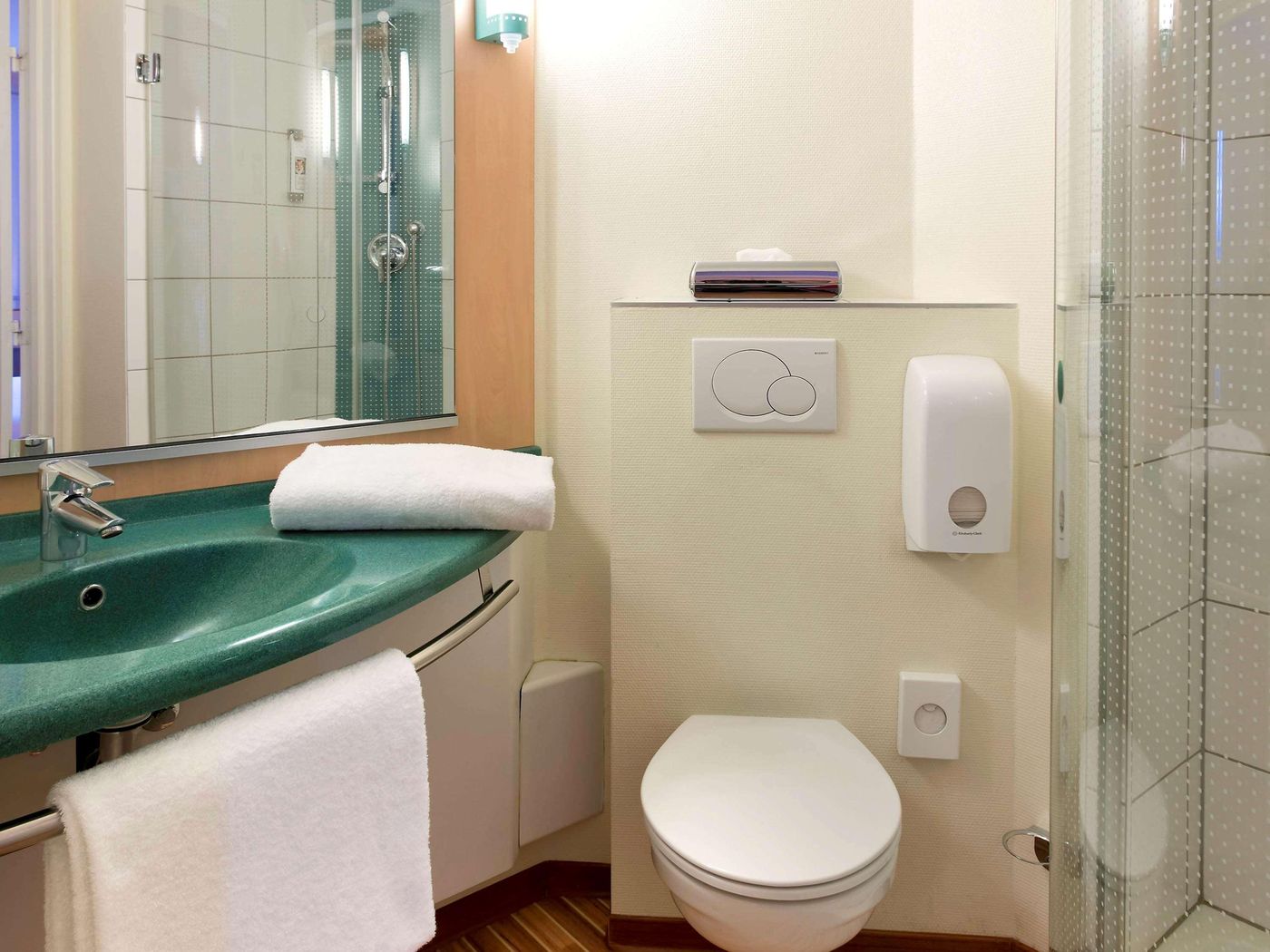 ibis-Luxembourg-Aeroport-Room-37