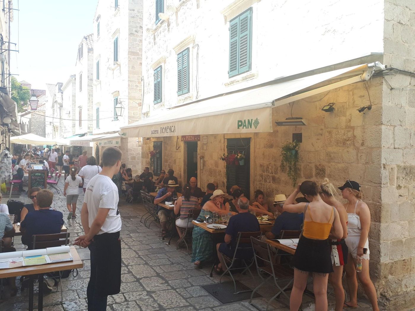 Roko-House-Restaurant-5