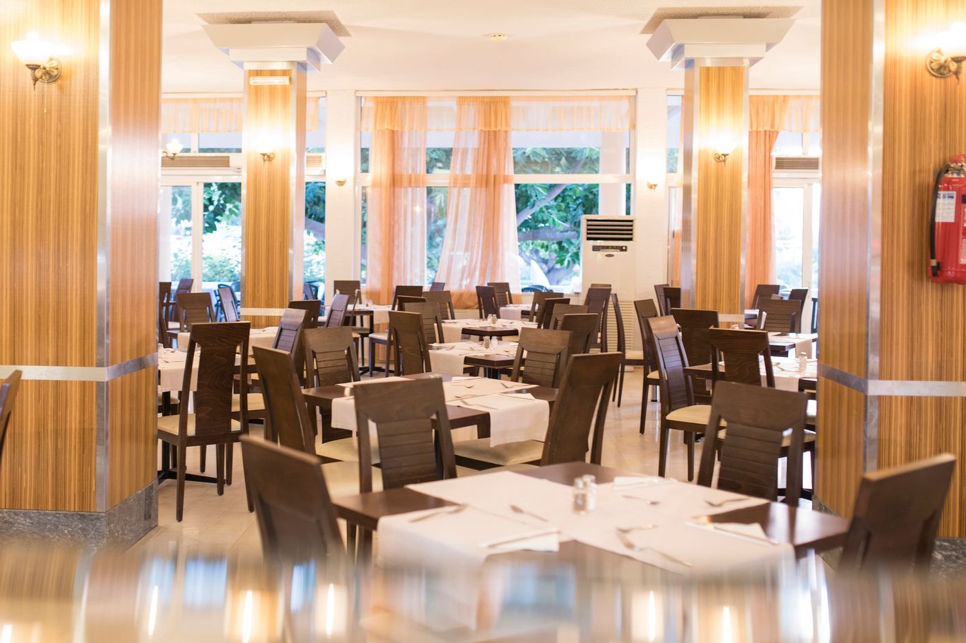 Atlantis-Hotel-Restaurant-63