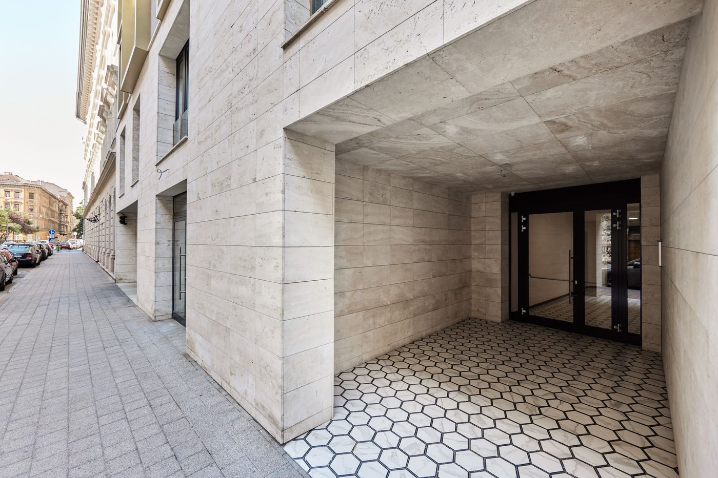 The-Amberlyn-Suite-Hotel-General-view-4