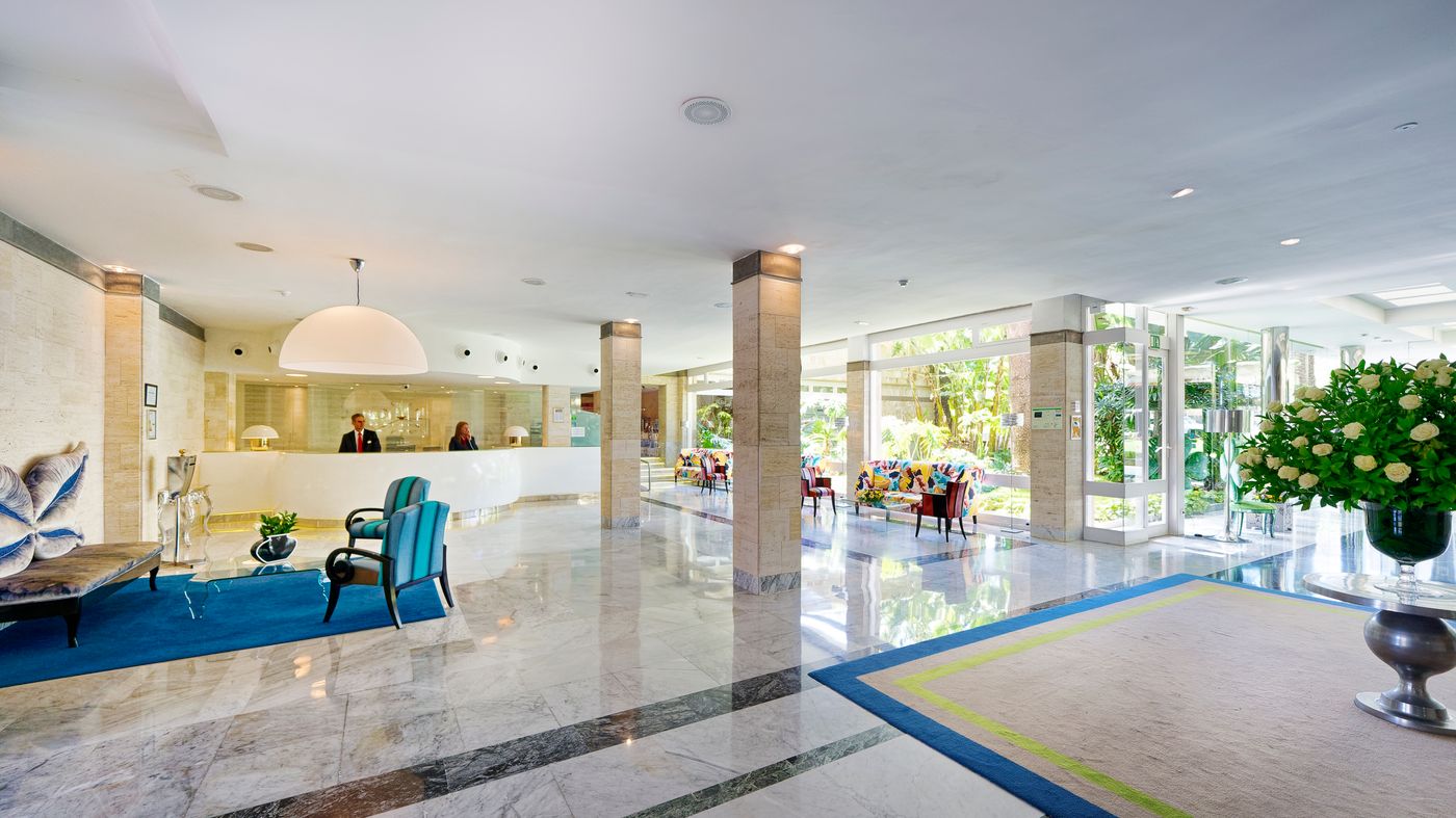 Costa-Canaria-Lobby-31