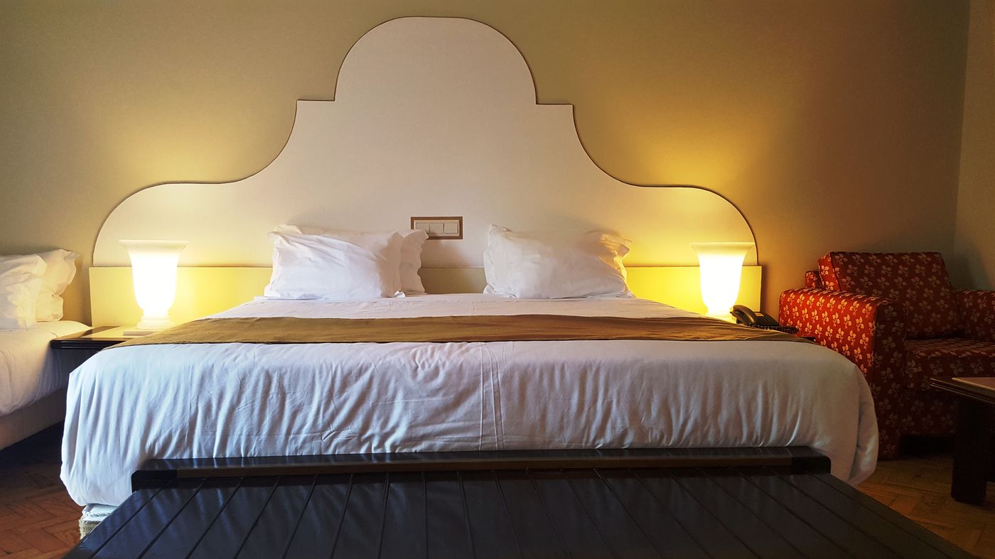 Hotel-De-Moura-Room-23