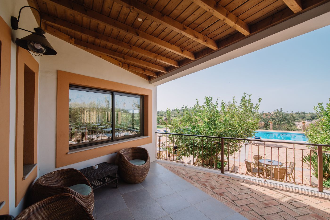 Quinta-Dos-Poetas-Terrace-27