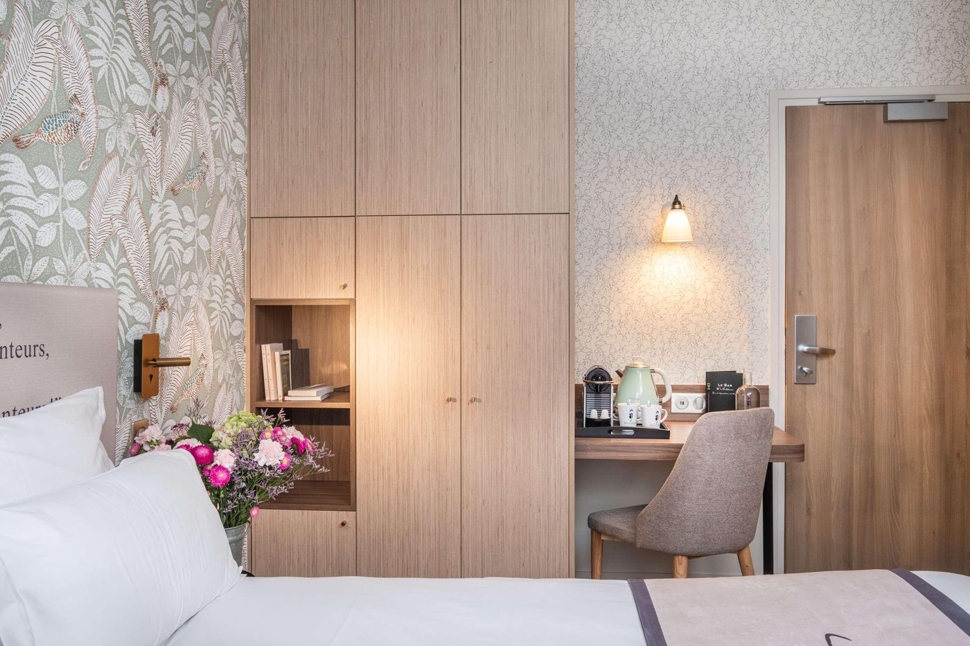 Hotel-Litteraire-Arthur-Rimbaud--BW-Signature-Coll-Room-29