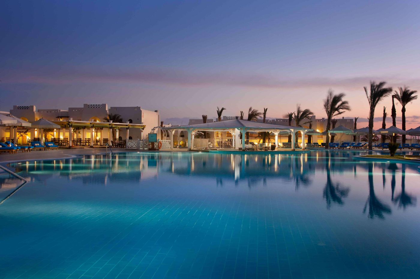 Hilton-Marsa-Alam-Nubian-Resort-Pool-3