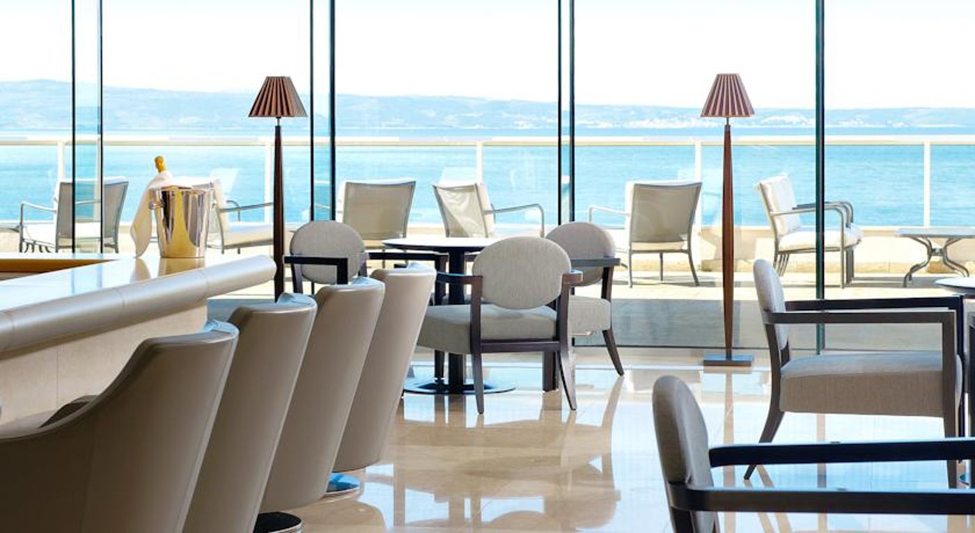 Le Meridien Lav Split