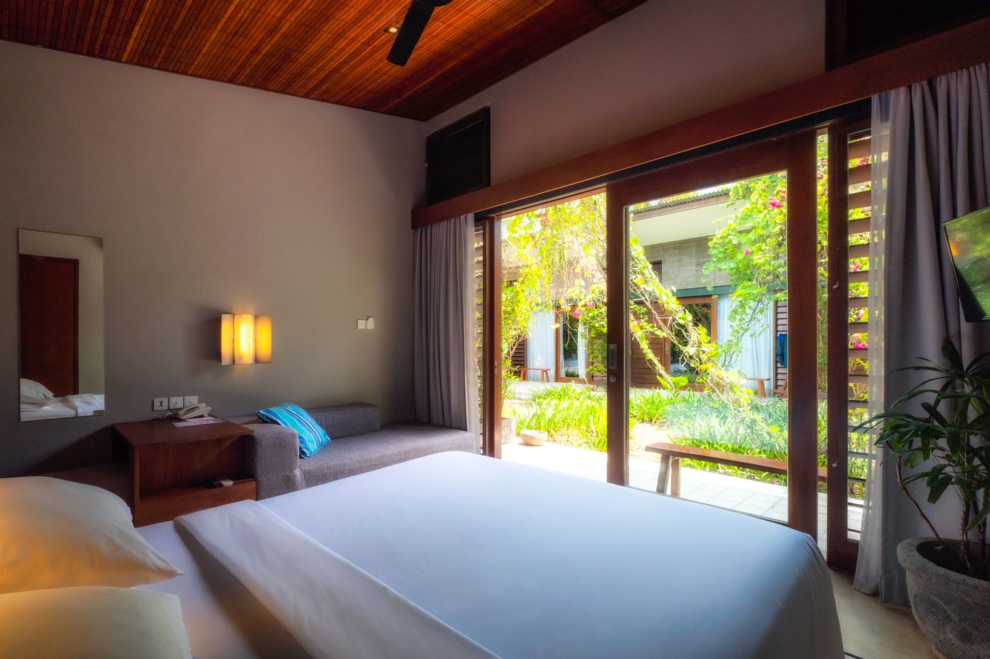 Hotel Komune and Beach Club Bali-Indonesia-KERAMAS-Room-7