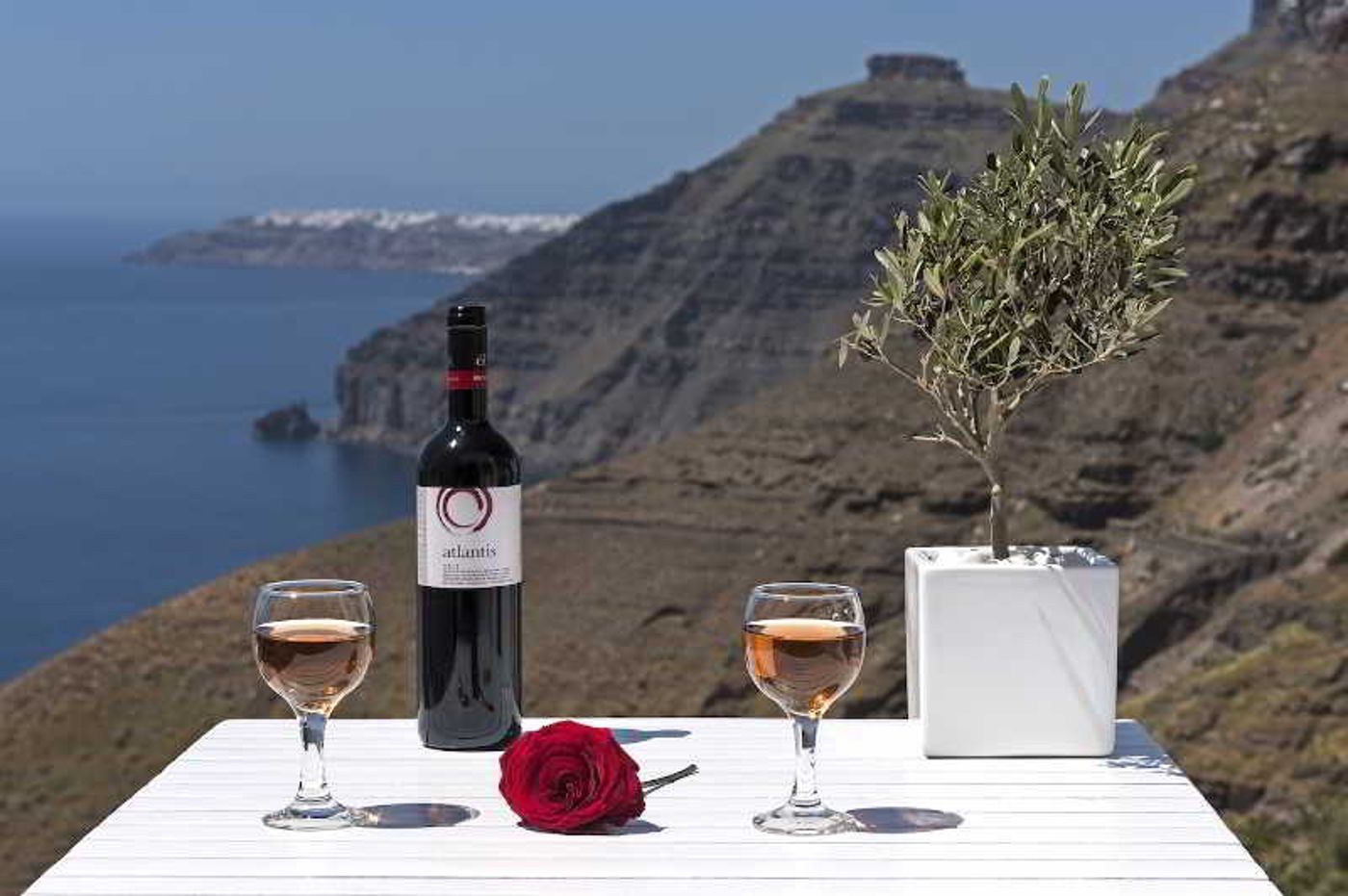 Athina-Repose-Suites-Room-109