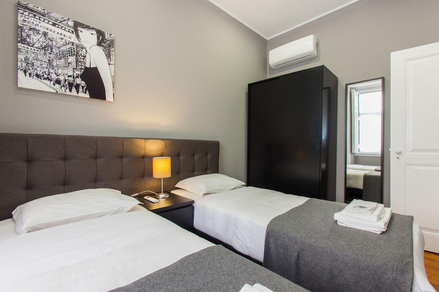 Angels Inn Guesthouse-Portugal-LISBON-Room-9