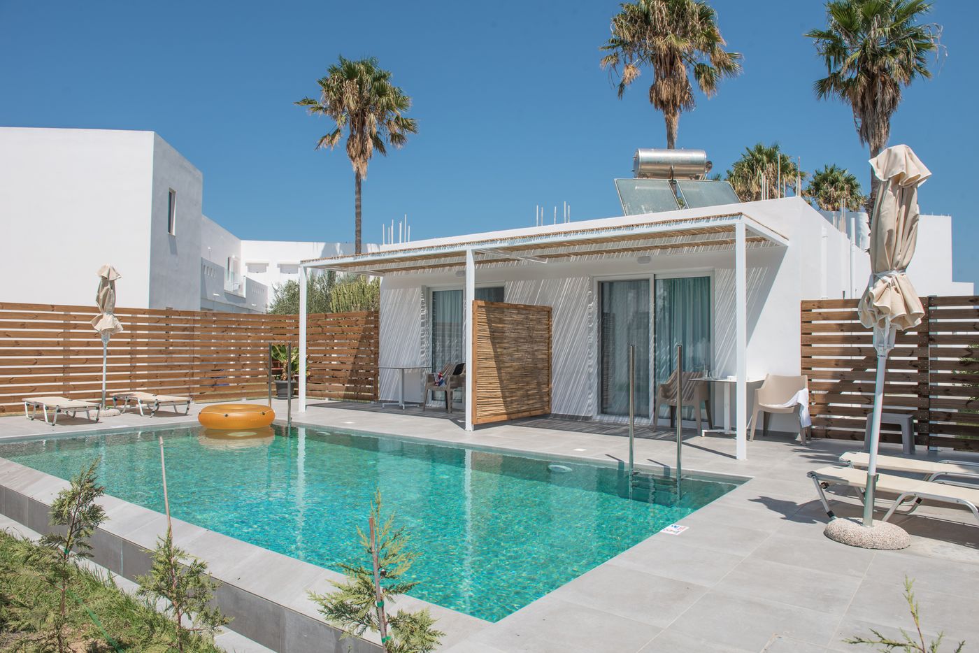 Summer-Village-Hotel-Room-9