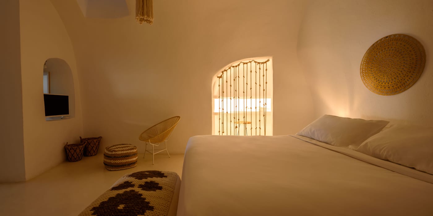 Suite-Home-Santorini-Room-20