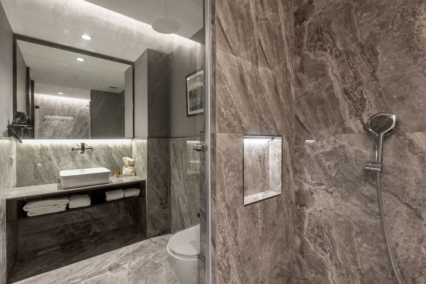 Noble-Pangalti-Room-30