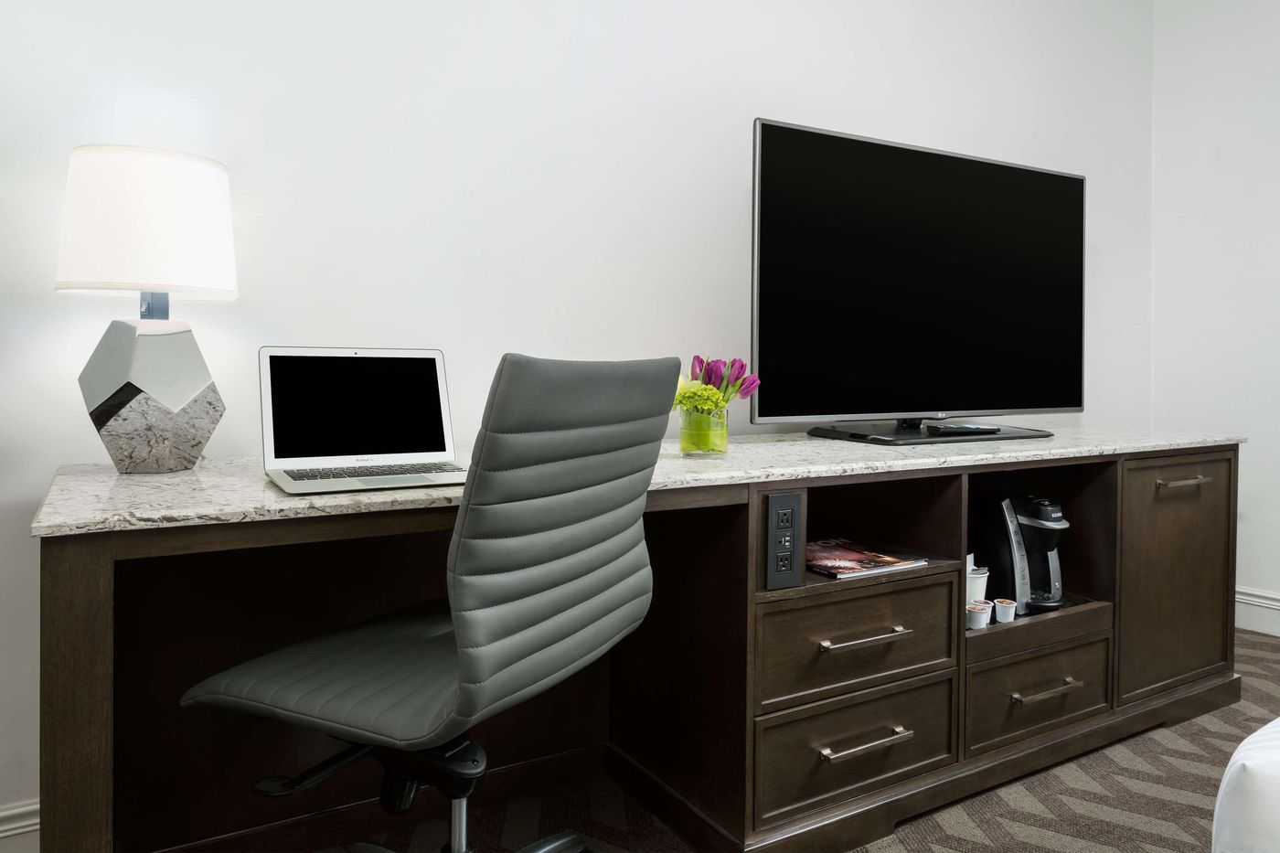 Hilton-Boston-Park-Plaza-Room-53