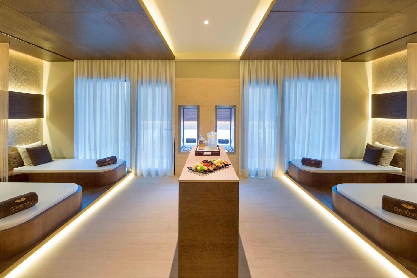 Pine-Cliffs-Ocean-Suites-Sports-and-Entertainment-74