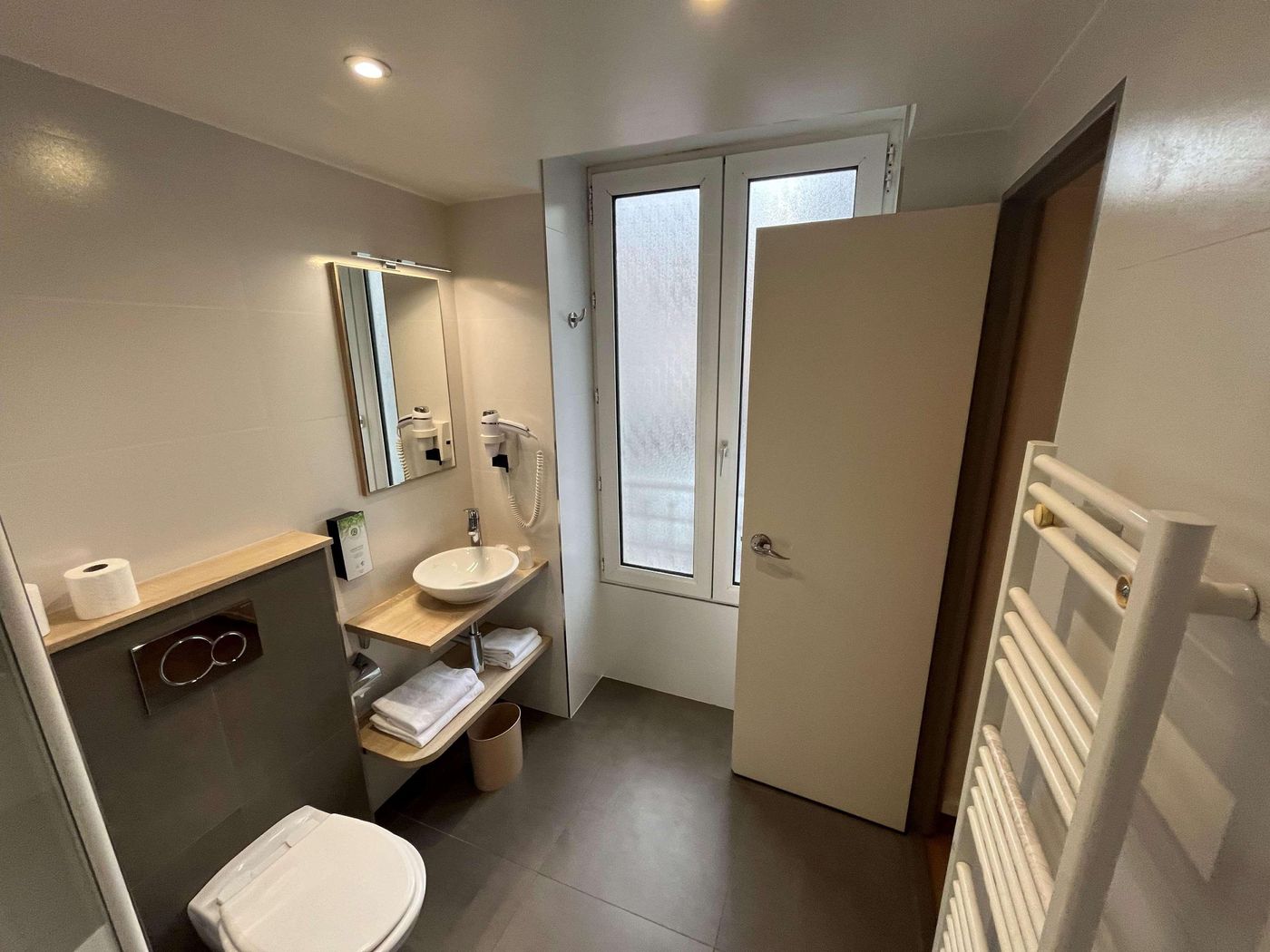 Campanile-Paris14-Maine-Montparnasse-Room-41