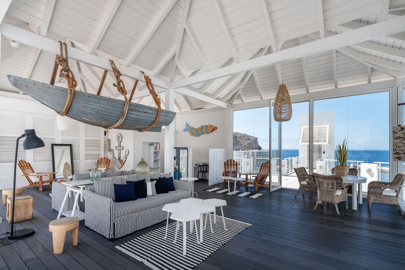 Marina-Bayview---Adults-Only-Lobby-41