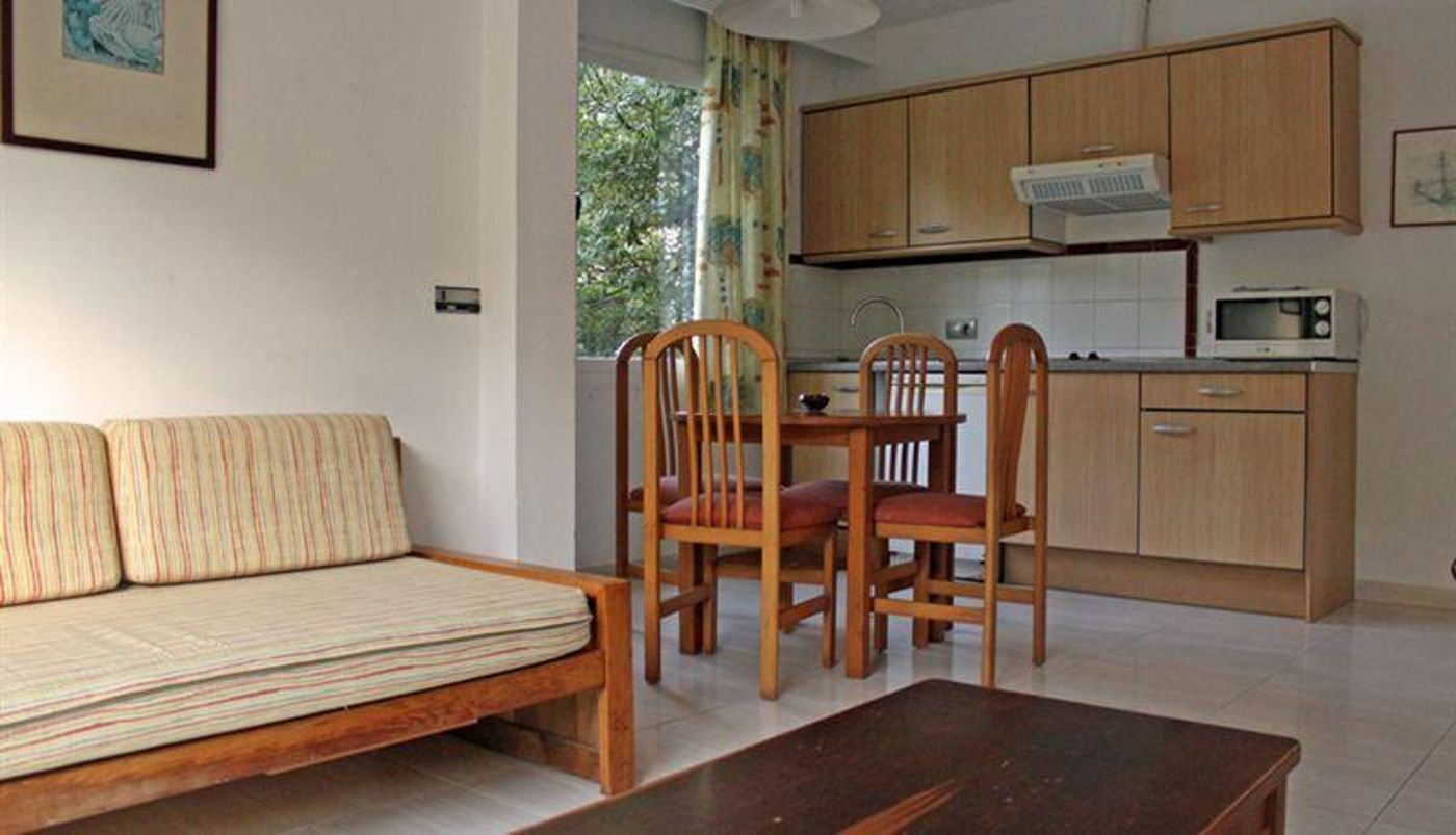 Las Velas Apartments