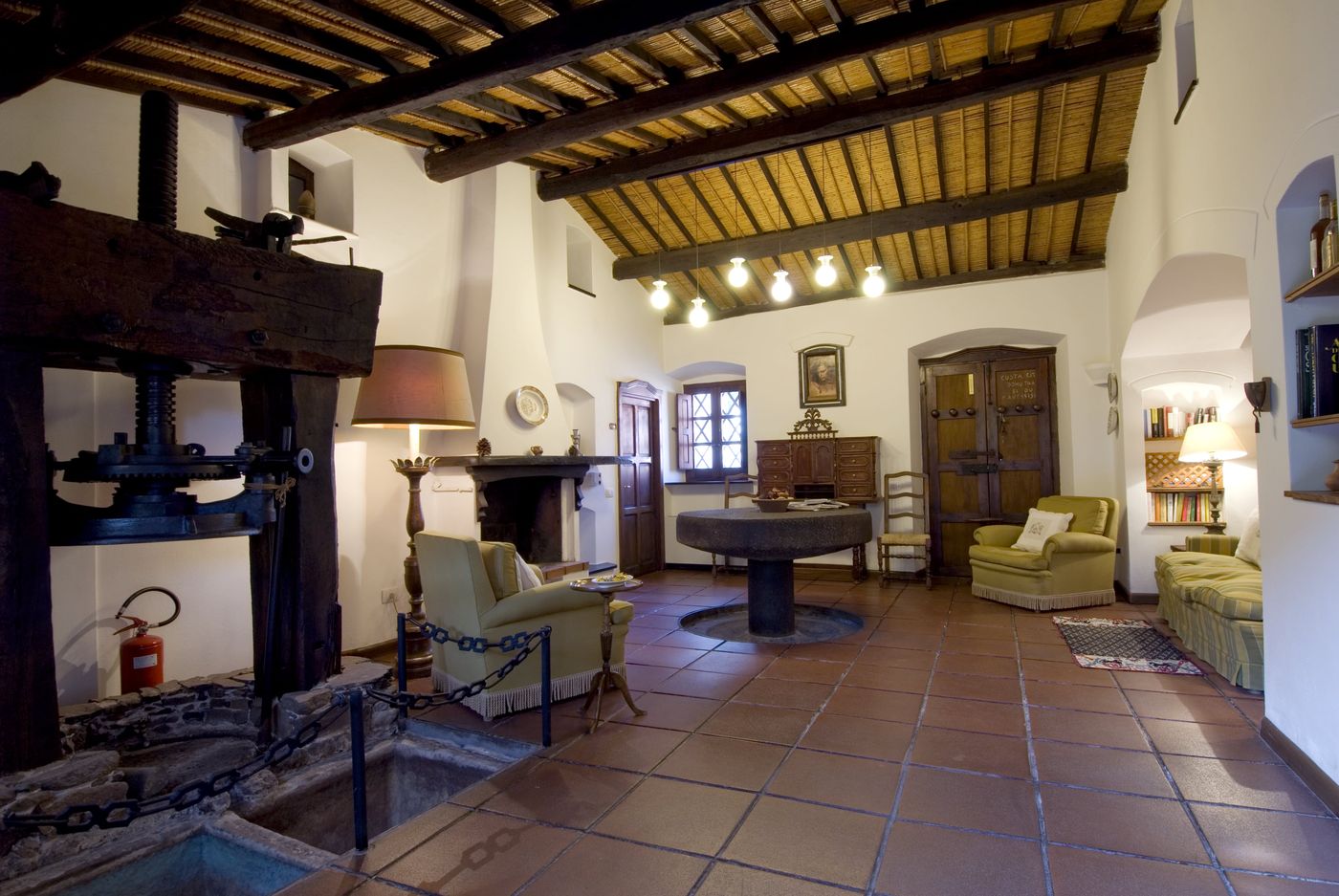 Hotel-Lucrezia-Room-14